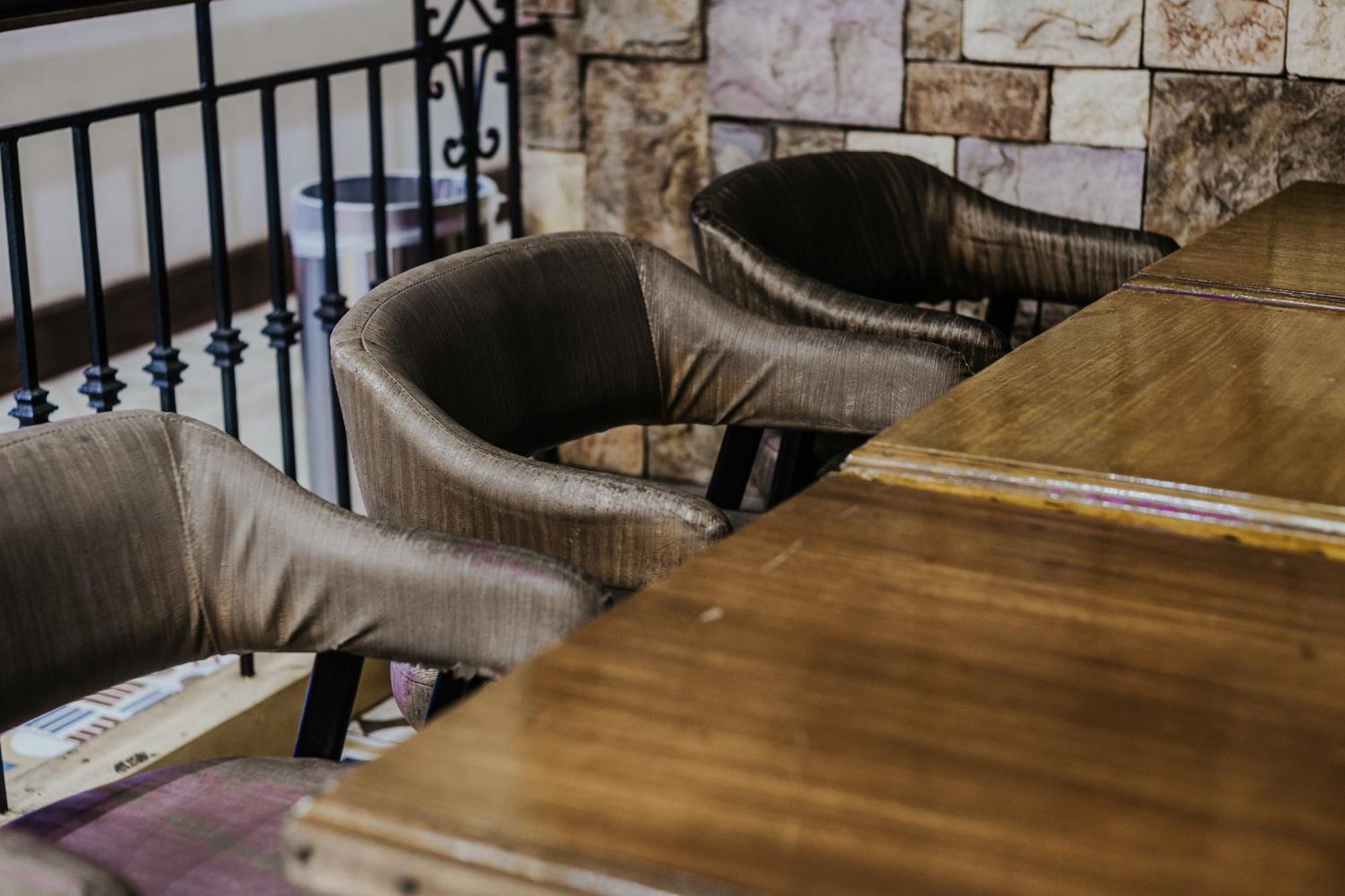 Villa Caceres Hotel Нага Экстерьер фото