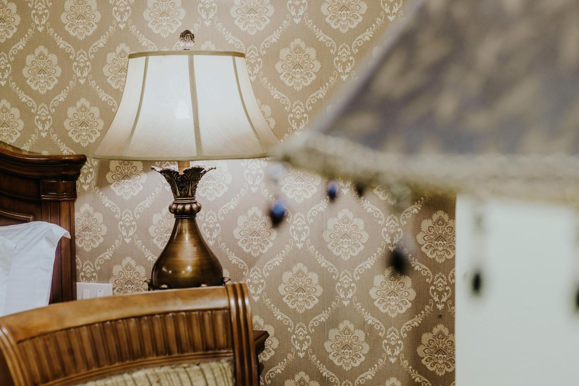 Villa Caceres Hotel Нага Экстерьер фото