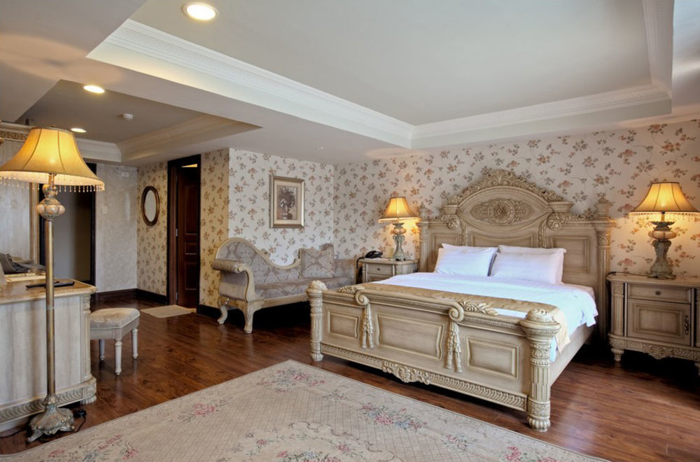 Villa Caceres Hotel Нага Экстерьер фото